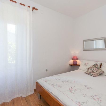 Apartments Ivona Malinska Luaran gambar
