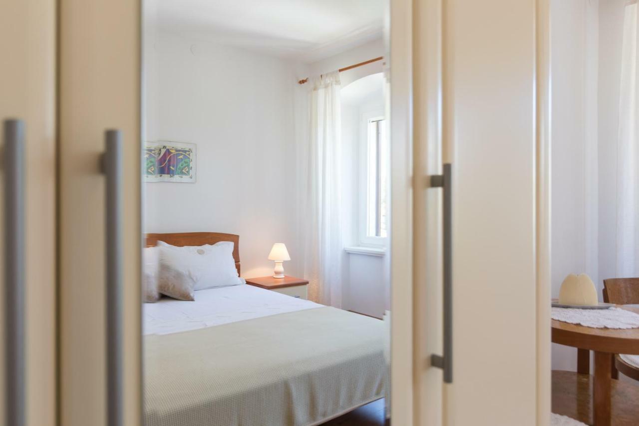Apartments Ivona Malinska Luaran gambar