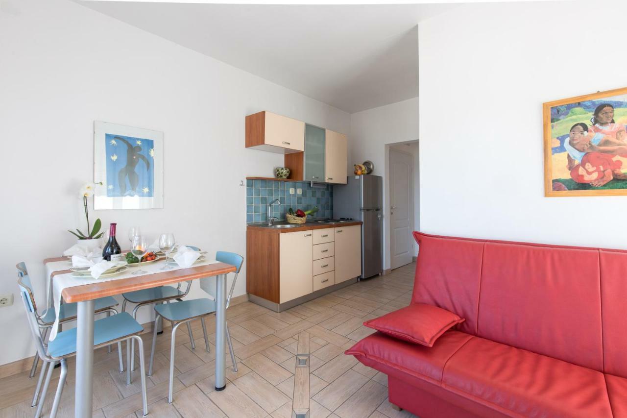 Apartments Ivona Malinska Luaran gambar